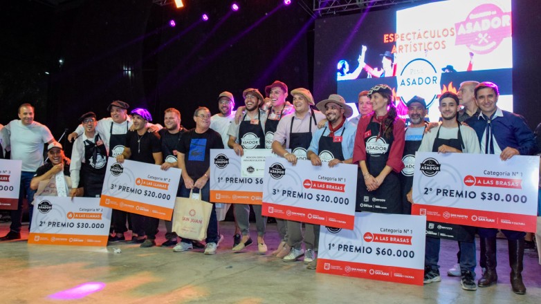 La-sexta-edicion-de-la-Pena-del-Asador-hizo-historia-al-coronar-por-primera-vez-a-una-mujer-san-martin-san-juan