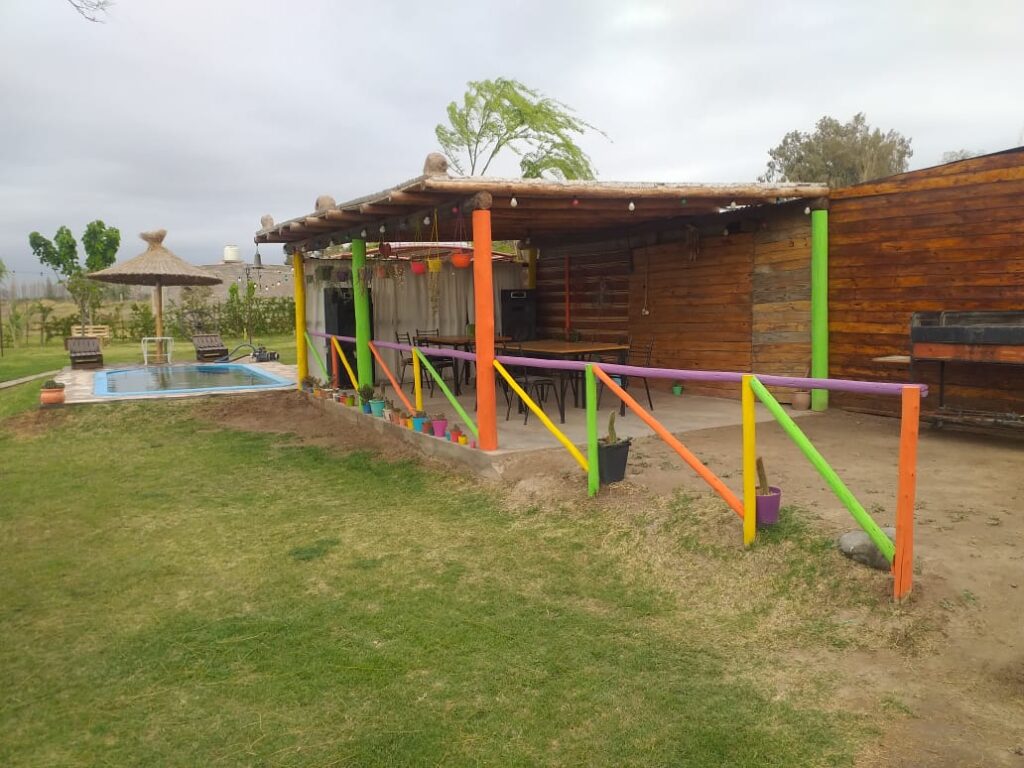 como es casa comidas gastronomia san martin ruta del algarrobo pileta